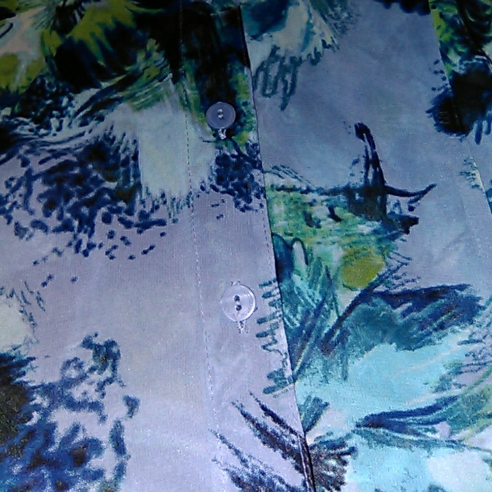 Top - Picture 3 of 4
